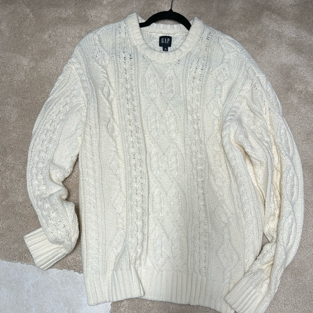 GAP Cream Cable Knit Sweater